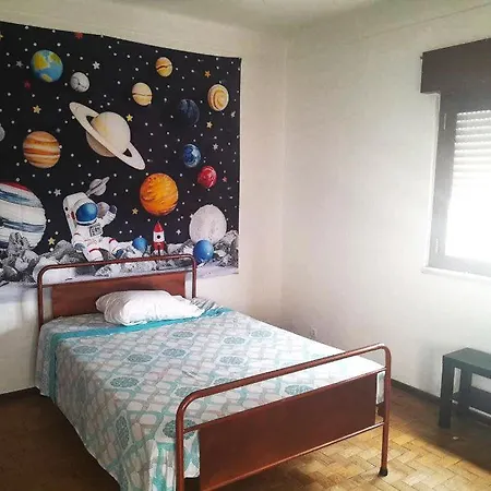 Homestay Private Near Airport Lisbon