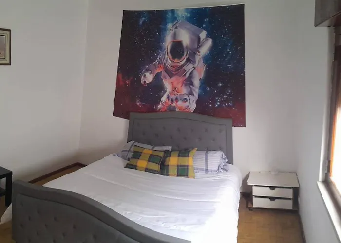 Private Tourist Near Airport *