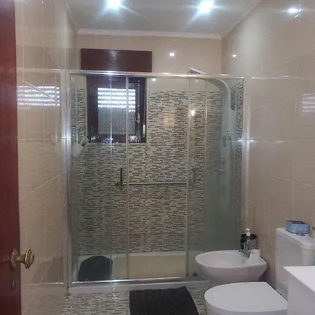 Private Near Airport Lisboa